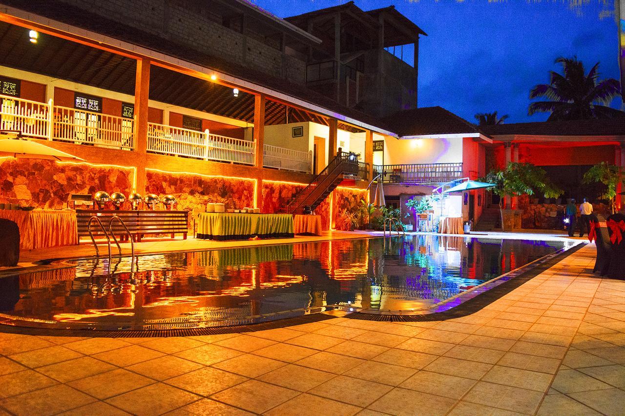 Romantic Garden Hotel Negombo Exterior foto