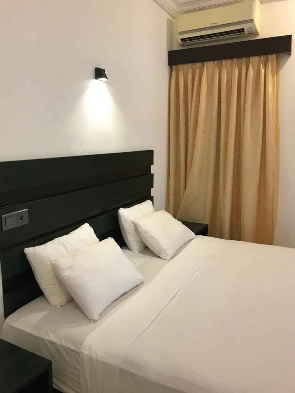 Romantic Garden Hotel Negombo Exterior foto